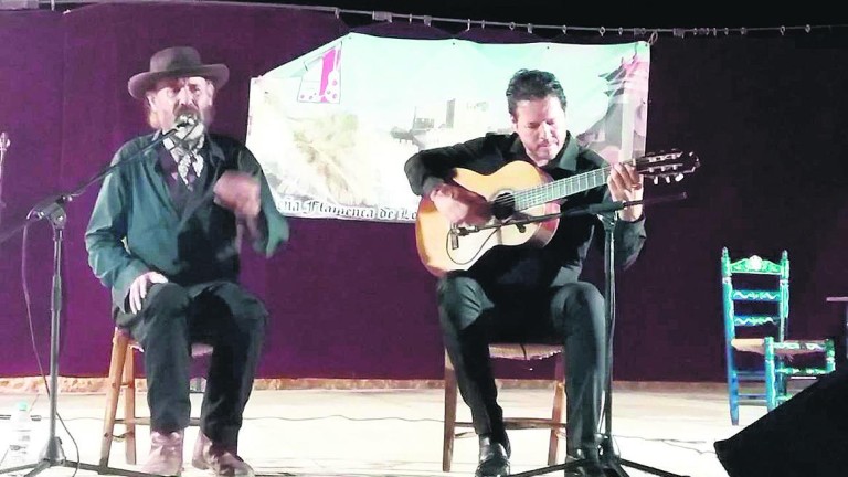 El “duende” flamenco deja su huella entre los loperanos