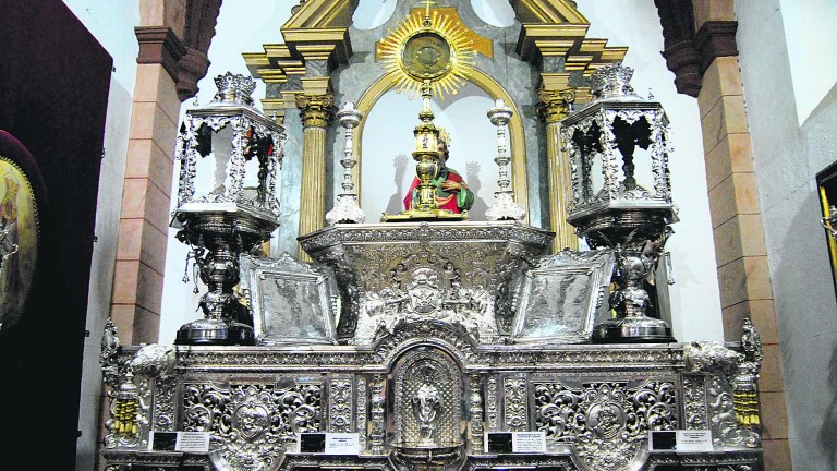 El patrimonio más preciado se expone en San Bartolomé