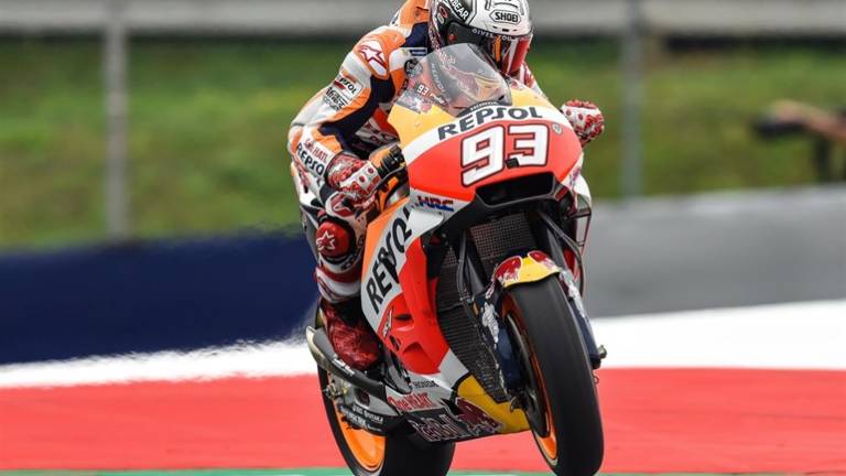 Un valiente Marc Márquez se lleva la victoria en Misano y recupera el liderato Un valiente Marc Márquez se lleva la victoria en Misano y recupera el liderato