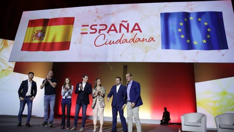 Fomento del “orgullo español” Fomento del “orgullo español”