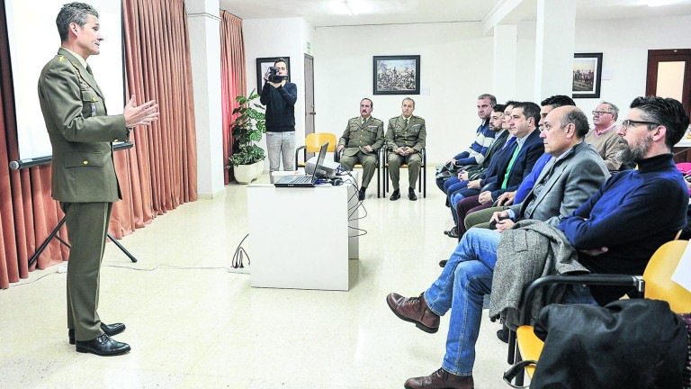 Las Fuerzas Armadas abren un futuro laboral a 109 jiennenses
