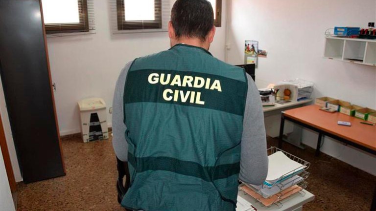 Dos clanes de Almería “riñen” a tiros en Gádor