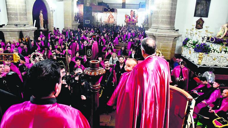 Una Pasión sin procesiones Una Pasión sin procesiones