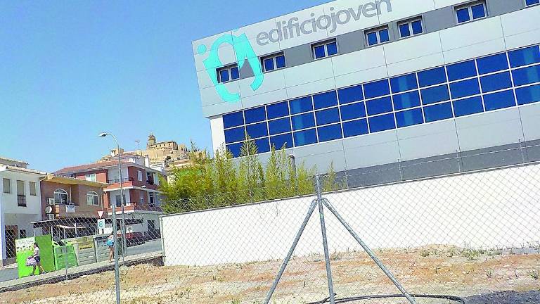 Contratiempo en el Edificio Joven Contratiempo en el Edificio Joven
