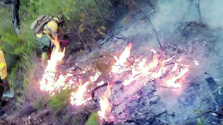 Fuego peligroso en la sierra