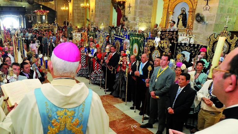 Trinitarios piden al obispo que medie con la Cofradía Matriz Trinitarios piden al obispo que medie con la Cofradía Matriz