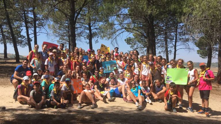 Cristo rey, de campamento Cristo rey, de campamento