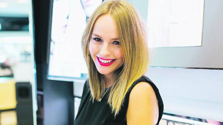 Esmeralda Moya ficha como colaboradora de “Hora Punta” Esmeralda Moya ficha como colaboradora de “Hora Punta”