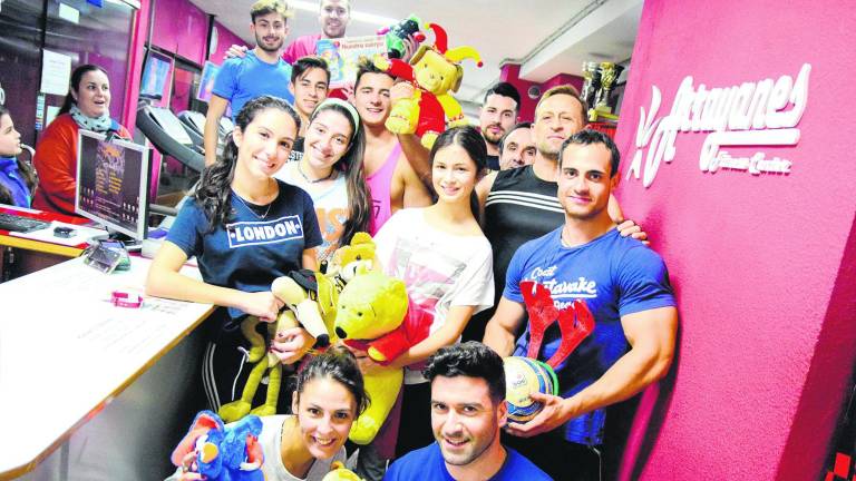 Éxito de una jornada deportiva para recaudar juguetes Éxito de una jornada deportiva para recaudar juguetes