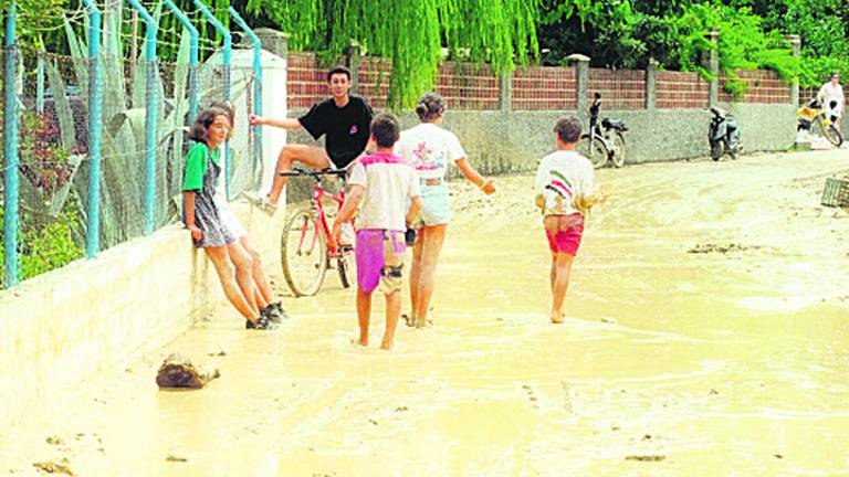 “El agua hizo barbaridades” “El agua hizo barbaridades”