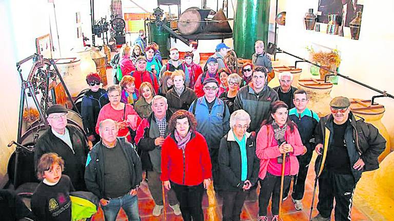 Las Caserías, destino de una cita senderista Las Caserías, destino de una cita senderista