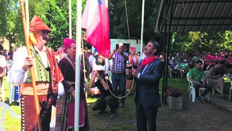 Revilla pide a Rajoy pagar a Cantabria
