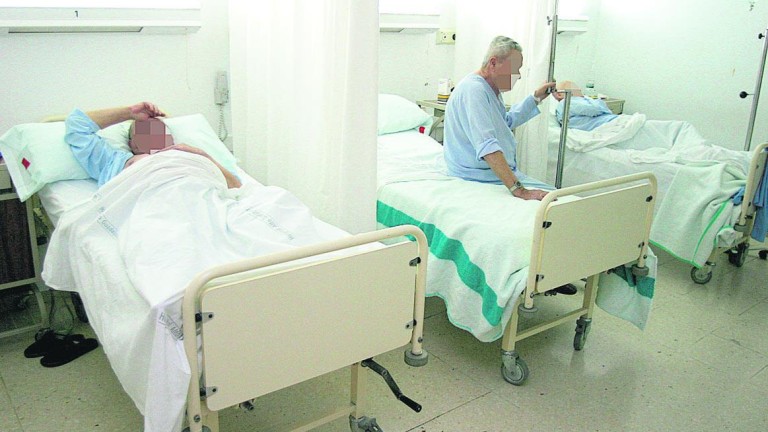 Por un mínimo de “intimidad” para pacientes del hospital