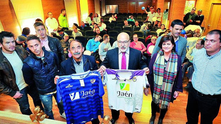 Ejemplo de hermandad Ejemplo de hermandad