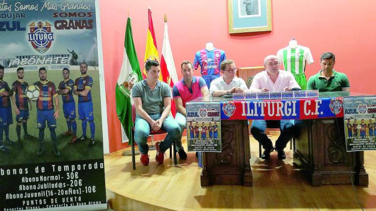 Afición unida por el cariño y familiaridad Afición unida por el cariño y familiaridad
