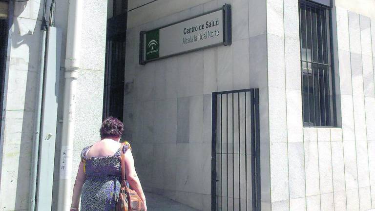 Médicos denuncian la ausencia de sustituciones Médicos denuncian la ausencia de sustituciones