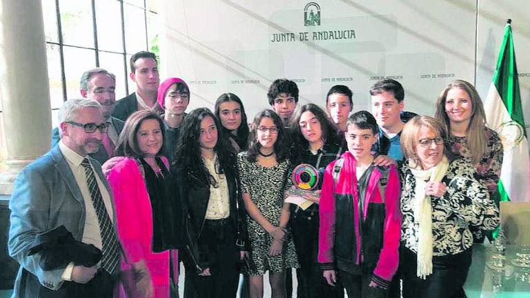Premio Andalucía Joven a “Azzaiteros Somos” Premio Andalucía Joven a “Azzaiteros Somos”