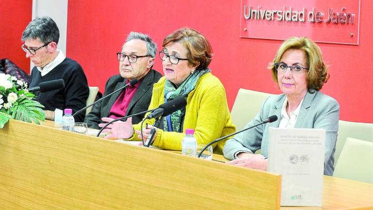 Ximena Jurado y la arqueología del XVII Ximena Jurado y la arqueología del XVII