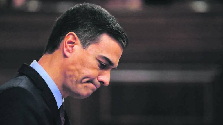 Sánchez arremete contra la vía eslovena de Torra Sánchez arremete contra la vía eslovena de Torra