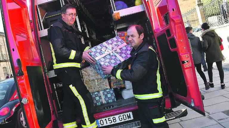 Los bomberos y su lado más solidario