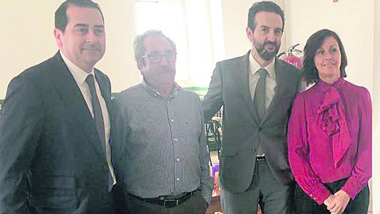 La Caixa dona 4.500 euros para ayudar a temporeros La Caixa dona 4.500 euros para ayudar a temporeros