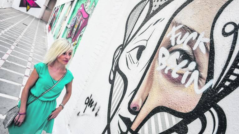 Belin, indignado tras la pintada en su obra Belin, indignado tras la pintada en su obra