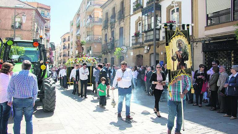 Los agricultores honran a San Isidro Los agricultores honran a San Isidro