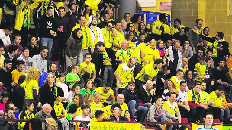 Máquina engrasada para llegar a cuartos