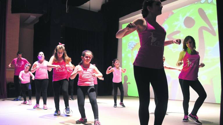 Festival de Navidad benéfico de la Escuela de Danza Rocío