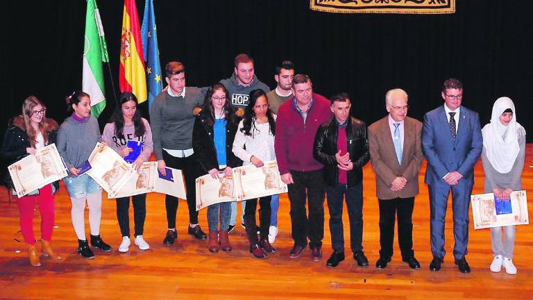 Lección de política y vivas a la Carta Magna Lección de política y vivas a la Carta Magna