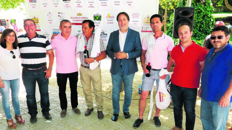 Dos albañiles de Badajoz se coronan en Mengíbar Dos albañiles de Badajoz se coronan en Mengíbar