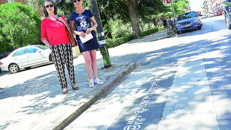 Mensaje de igualdad impuesto en la calzada Mensaje de igualdad impuesto en la calzada