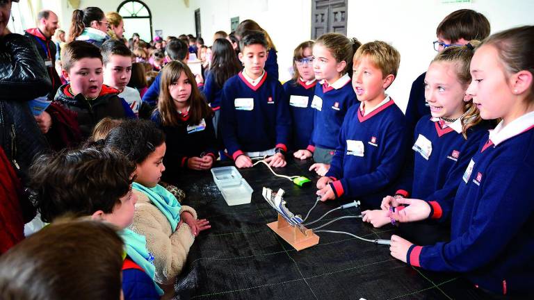 Una feria para acercar la ciencia a la sociedad Una feria para acercar la ciencia a la sociedad