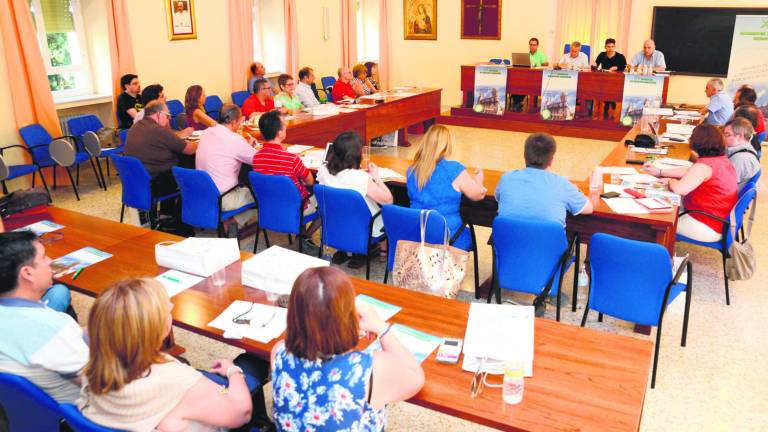 Más horas de Religión para una “laicidad incluyente” Más horas de Religión para una “laicidad incluyente”