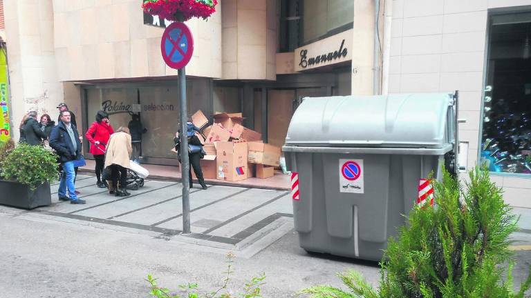 Detenido por incendiar un contenedor en el centro Detenido por incendiar un contenedor en el centro