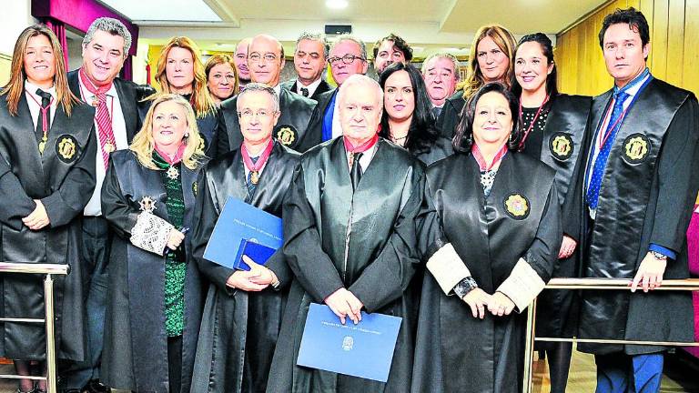 Caballeros de la toga que son ejemplos en la Abogacía Caballeros de la toga que son ejemplos en la Abogacía