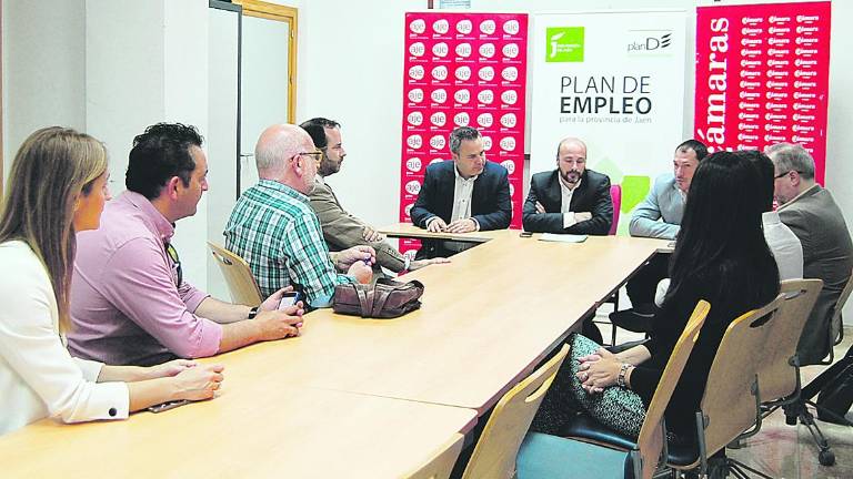 Mesa redonda sobre los retos del tejido empresarial Mesa redonda sobre los retos del tejido empresarial