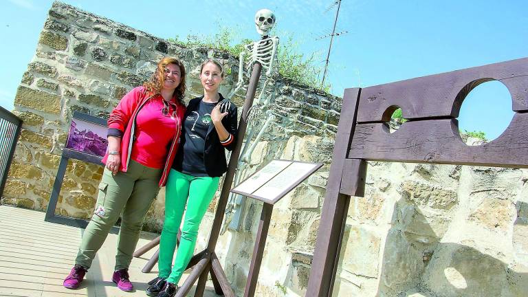 Instrumentos de tortura en una muestra en “El Portillo” Instrumentos de tortura en una muestra en “El Portillo”