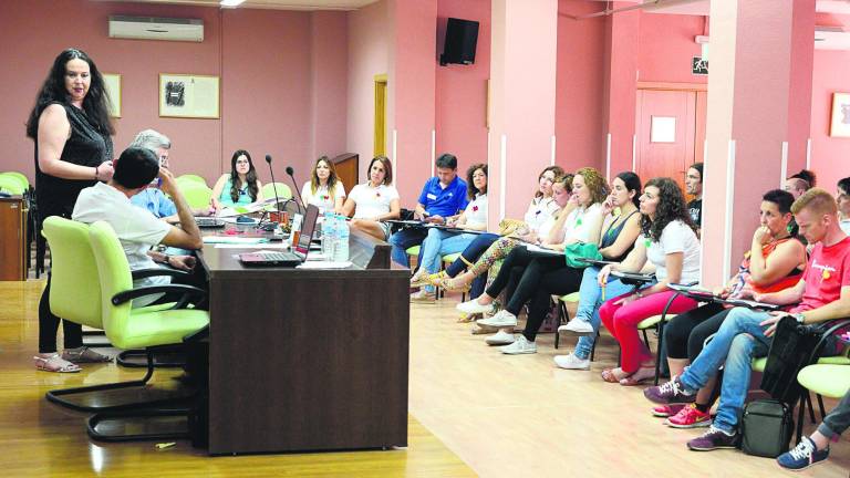 Formación para crear “ciudadanos más críticos” Formación para crear “ciudadanos más críticos”