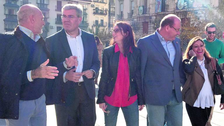 Levy insta a Susana Díaz a “que no dé la espalda a Jaén” Levy insta a Susana Díaz a “que no dé la espalda a Jaén”