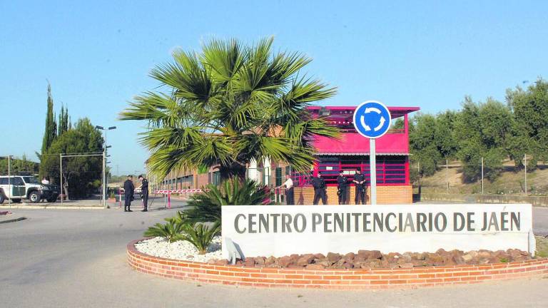 Un fontanero, en la cárcel por una estafa millonaria Un fontanero, en la cárcel por una estafa millonaria