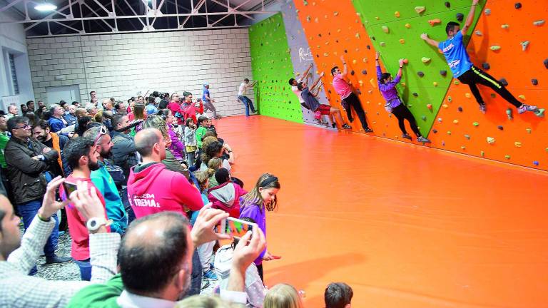 Un rocódromo para fomentar la práctica de la escalada Un rocódromo para fomentar la práctica de la escalada