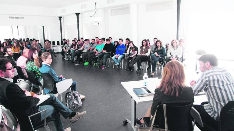 Charla para impulsar negocios en el centro Charla para impulsar negocios en el centro