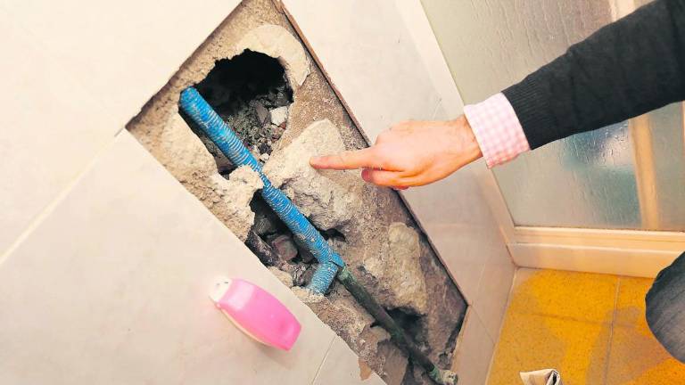 Una solución parcial a las filtraciones de Loma del Royo Una solución parcial a las filtraciones de Loma del Royo