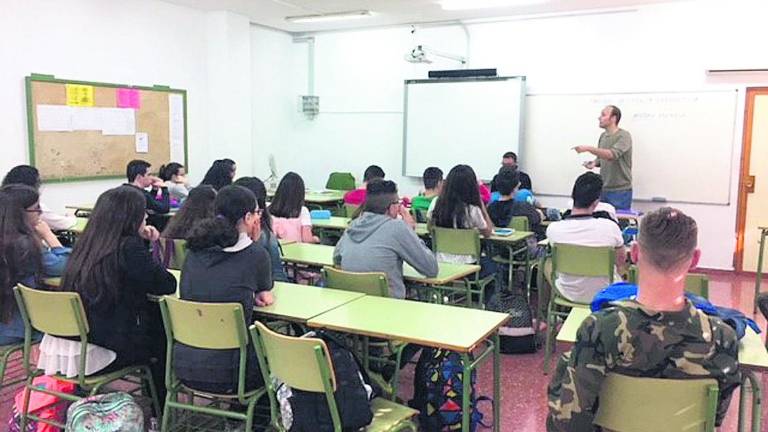 Curso para fomentar el ahorro de luz en los hogares Curso para fomentar el ahorro de luz en los hogares