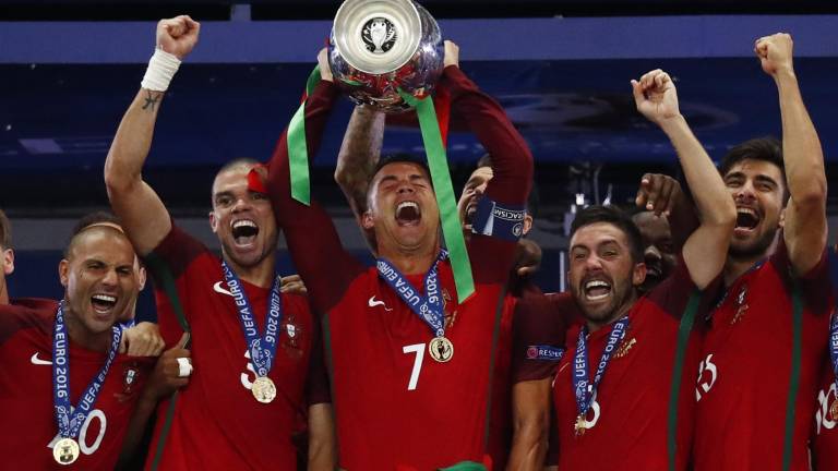 Los de Santos ganan a la anfitriona en la prórroga sin Cristiano Los de Santos ganan a la anfitriona en la prórroga sin Cristiano