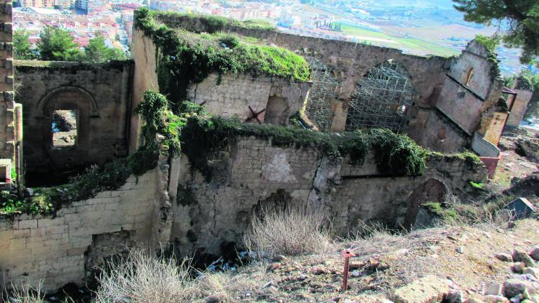 Un histórico yacimiento a la deriva Un histórico yacimiento a la deriva