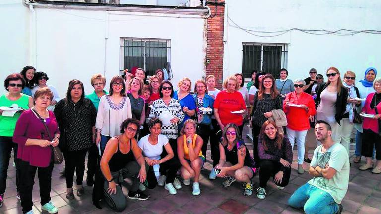 Los vecinos se nutren de la diversidad social Los vecinos se nutren de la diversidad social