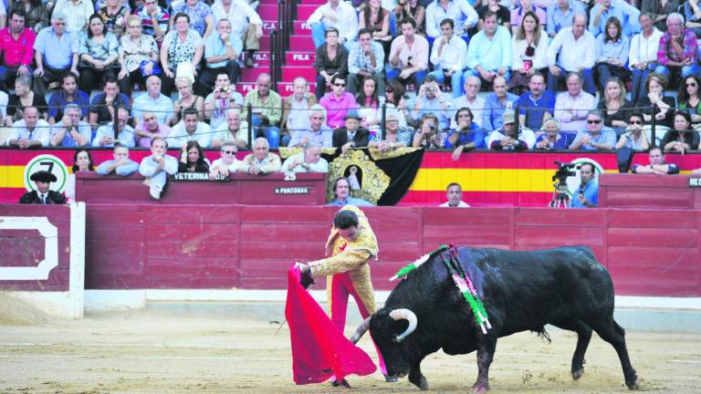 Solo una corrida para San Lucas Solo una corrida para San Lucas