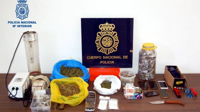 Desmantelan en Andújar un punto negro de venta de sustancias estupefacientes Desmantelan en Andújar un punto negro de venta de sustancias estupefacientes